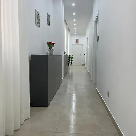 Gemini Oda ve Kahvaltı Crotone